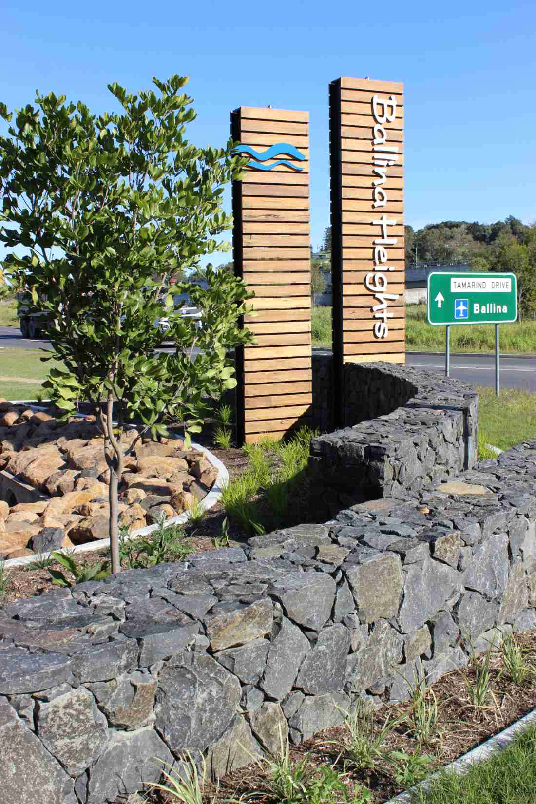 Ballina Heights Drive Lanscaping and Entry